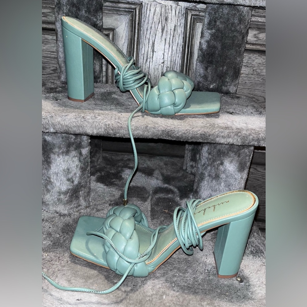 Green String Up Heel - image 1